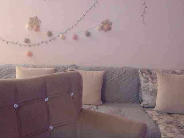 goodSnowQueen webcam