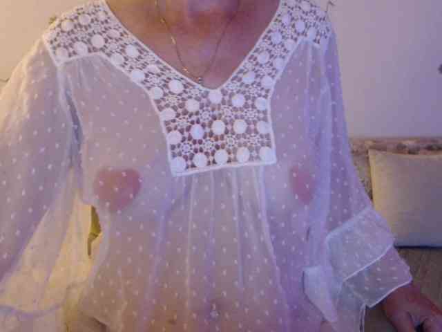 goodSnowQueen webcam