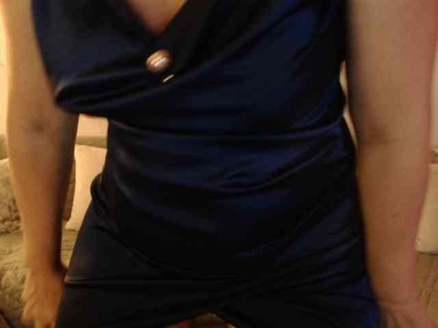 goodSnowQueen webcam