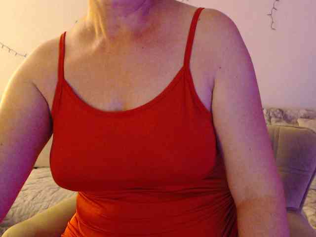 goodSnowQueen webcam