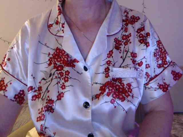 goodSnowQueen webcam