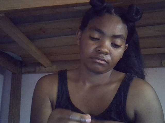Angelinah75 live cam on BongaCams