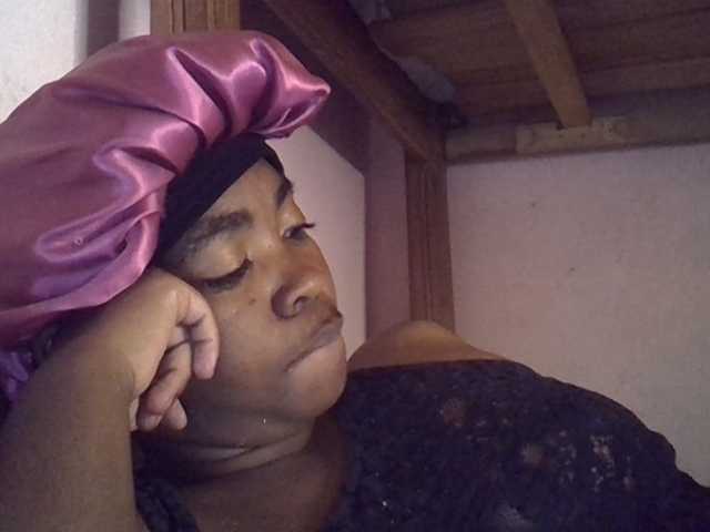 Angelinah75 live cam on BongaCams