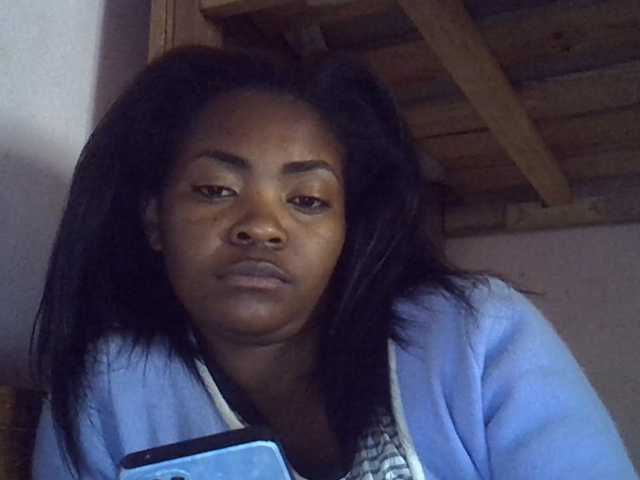 Angelinah75