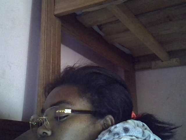 Angelinah75's BongaCams show and profile