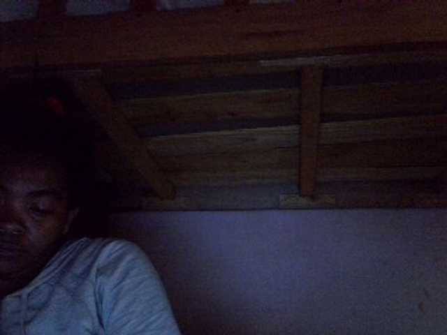 Angelinah75