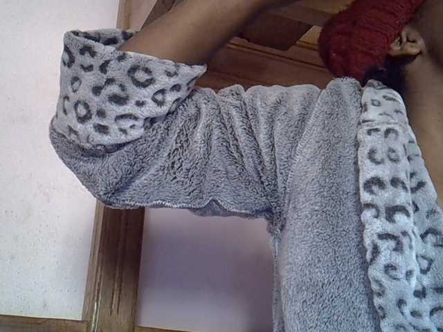 Angelinah75