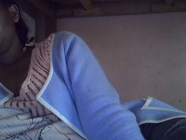 Angelinah75