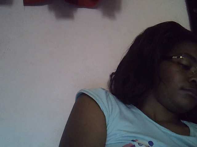 Angelinah75 webcam
