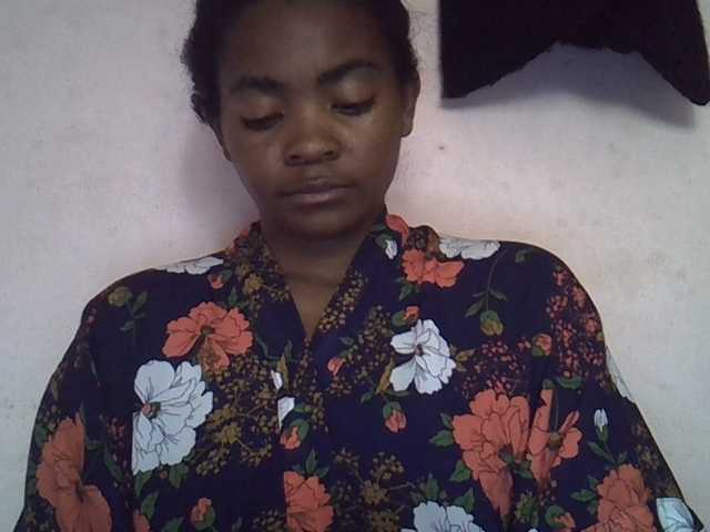 Angelinah75's BongaCams show and profile