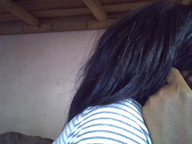 Angelinah75