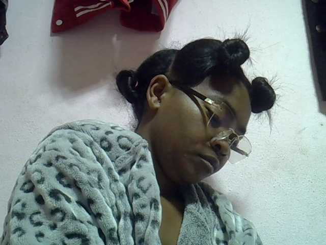 Angelinah75 Live Cam on BongaCams