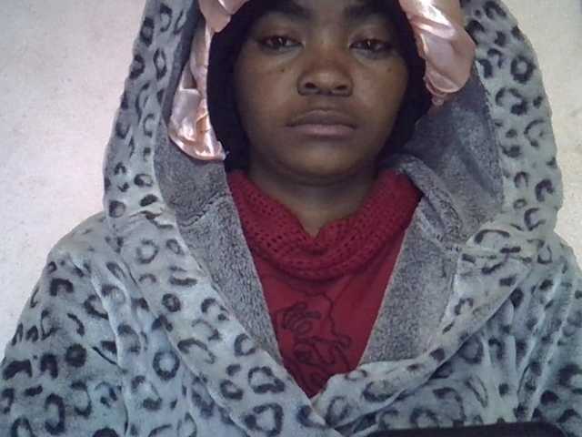 Angelinah75's BongaCams show and profile