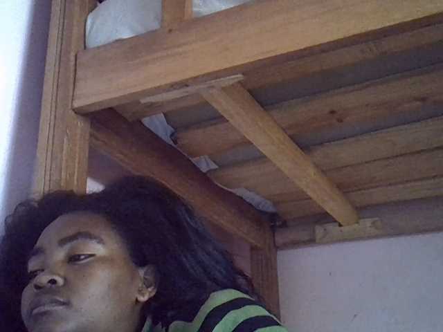 Angelinah75