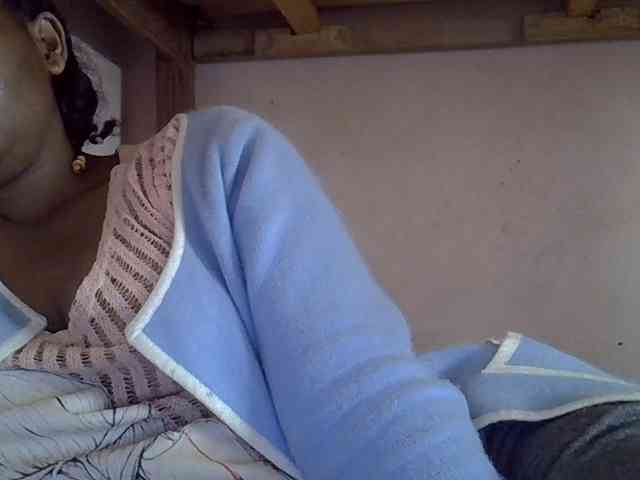 Angelinah75 webcam