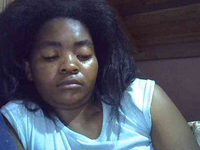 Angelinah75 webcam