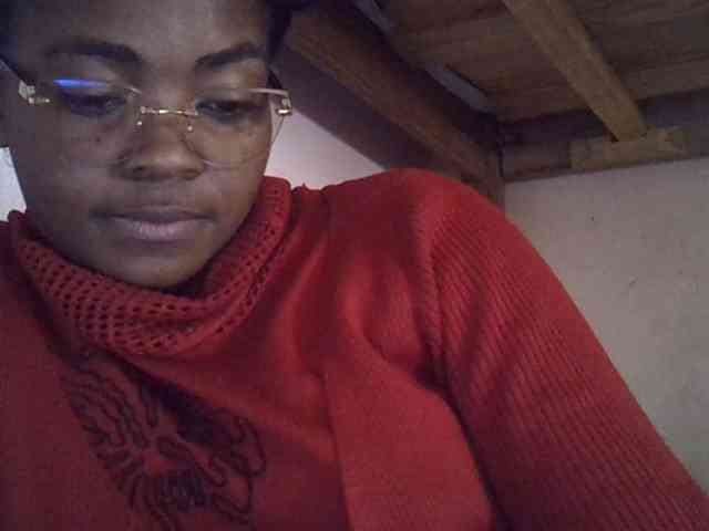 Angelinah75 webcam
