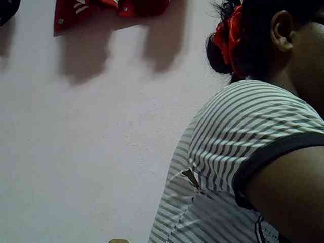 Modèle: Angelinah75