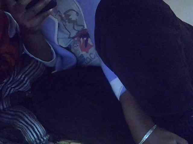 Angelinah75 webcam