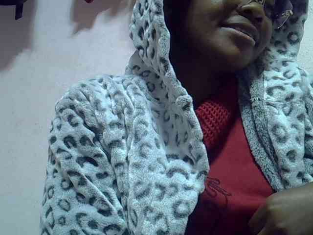 Angelinah75 webcam