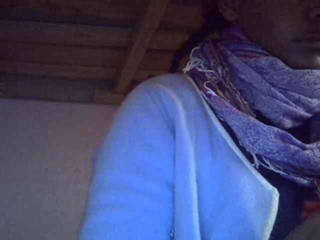 Angelinah75 webcam
