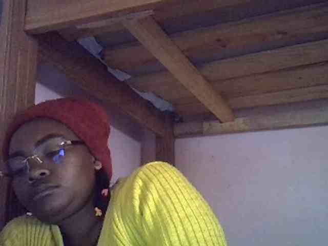 Angelinah75 webcam