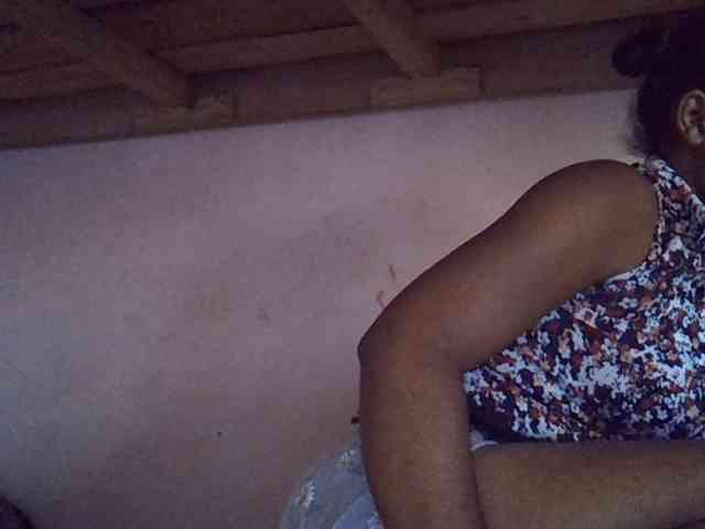 Angelinah75 webcam
