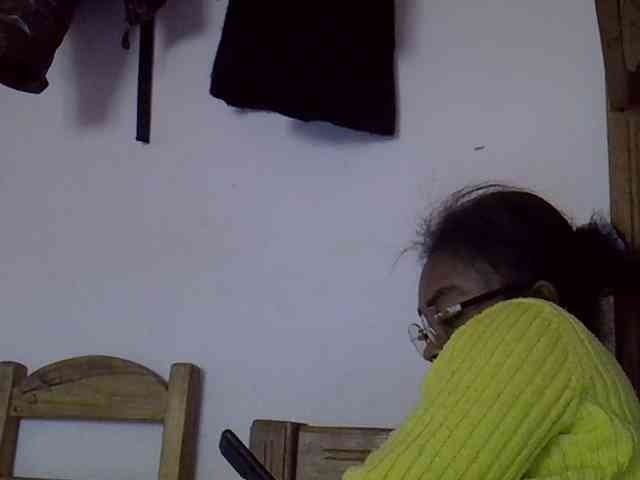 Angelinah75 webcam