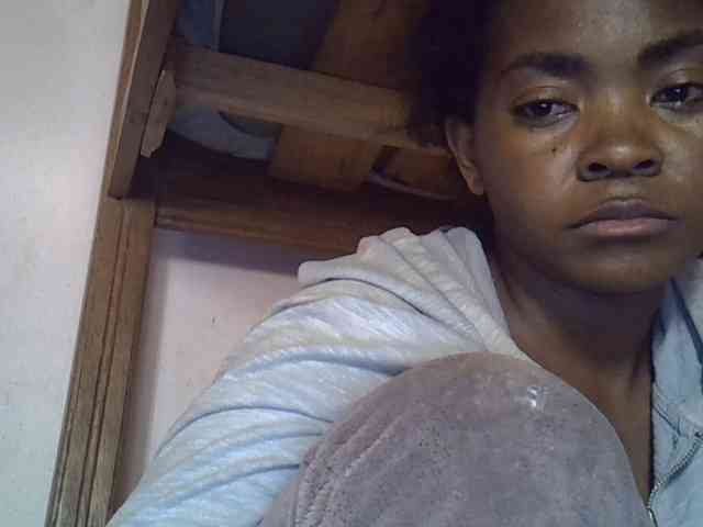 Angelinah75 webcam