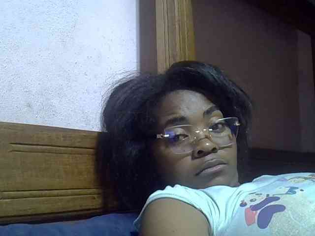 Angelinah75 webcam