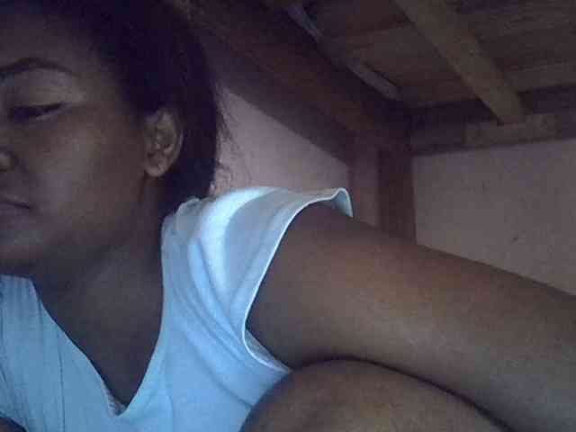 Angelinah75 webcam
