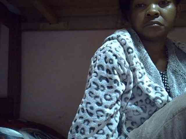 Angelinah75 webcam