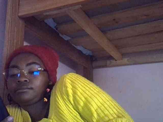 Angelinah75 webcam