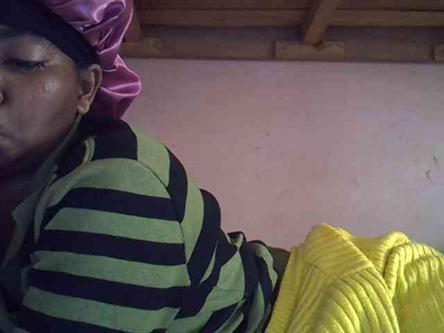 Angelinah75 webcam
