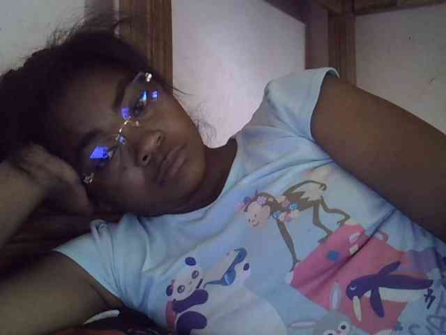 Angelinah75 webcam