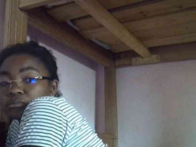 Modèle: Angelinah75