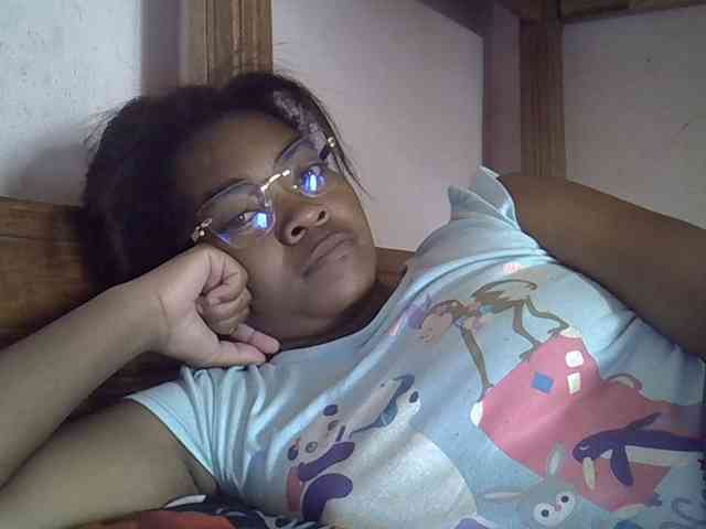 Angelinah75 webcam