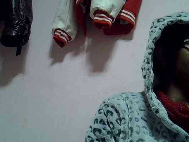 Angelinah75 webcam