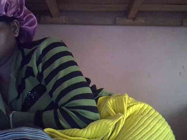 Angelinah75 webcam