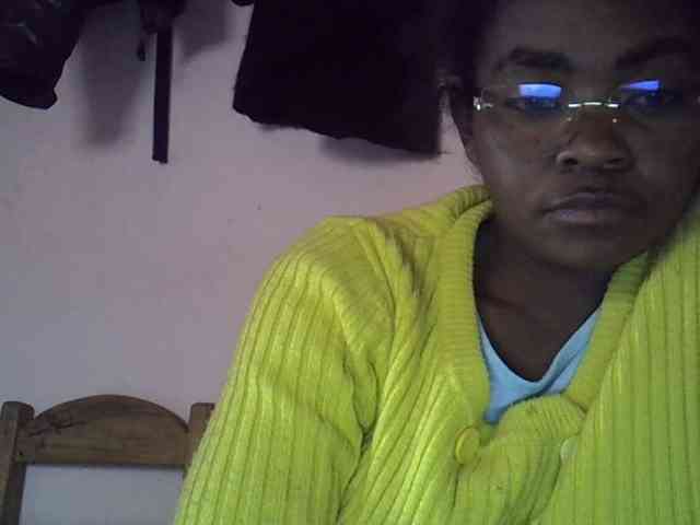 Angelinah75 webcam