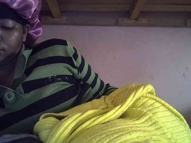 Angelinah75 webcam