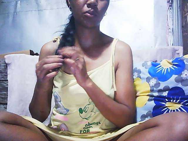 Ginahhot live cam on BongaCams