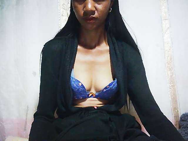 Ginahhot live cam on BongaCams