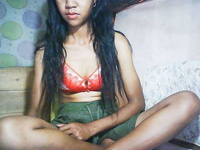 Ginahhot live cam on BongaCams