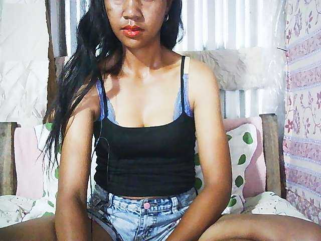 Ginahhot live cam on BongaCams