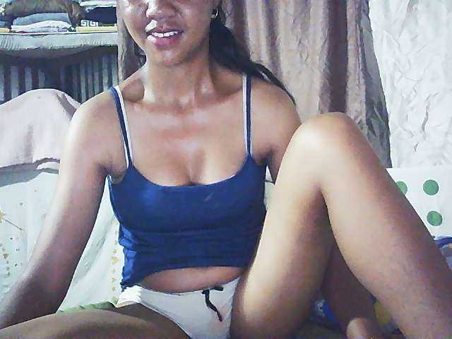Ginahhot live cam on BongaCams