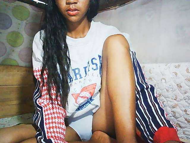 Ginahhot live cam on BongaCams