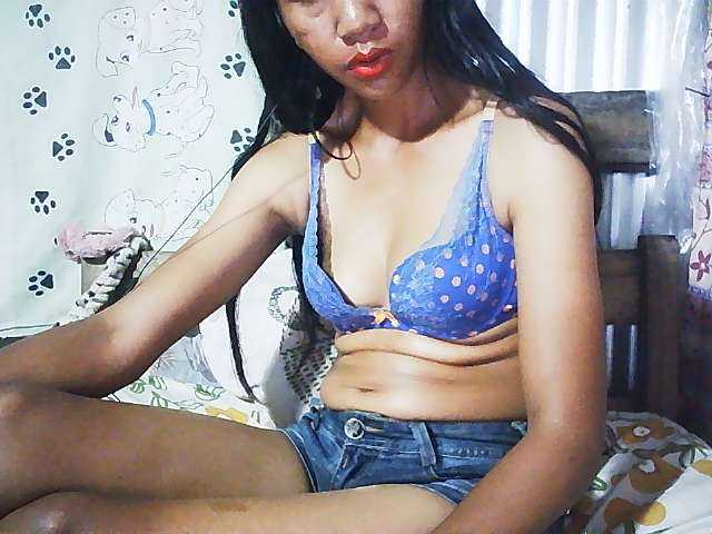 Ginahhot live cam on BongaCams
