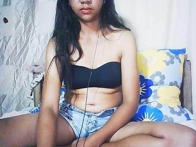 Ginahhot live cam on BongaCams