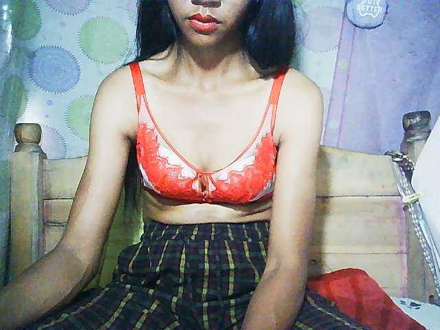 Ginahhot live webcam show